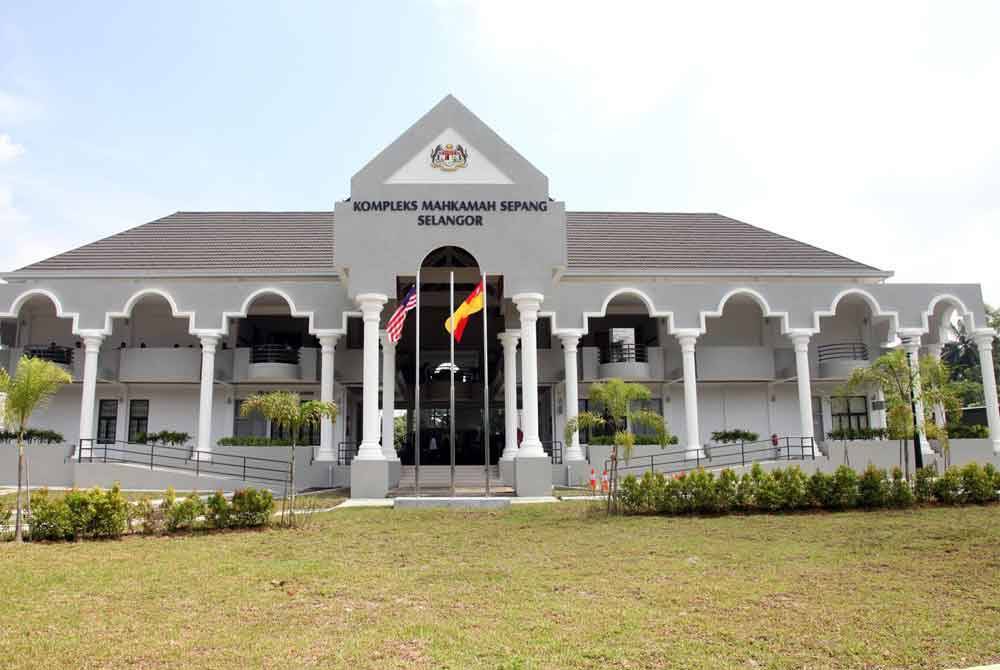 Kompleks Mahkamah Sepang, Selangor.