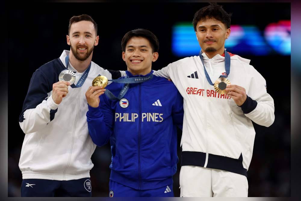 Dari kiri, Dolgopyat, Yulo dan Jarman.