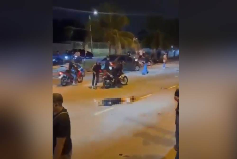 Dua penunggang motosikal maut kemalangan dalam kejadian di Persiaran Raja Muda Musa, Klang pada Ahad.