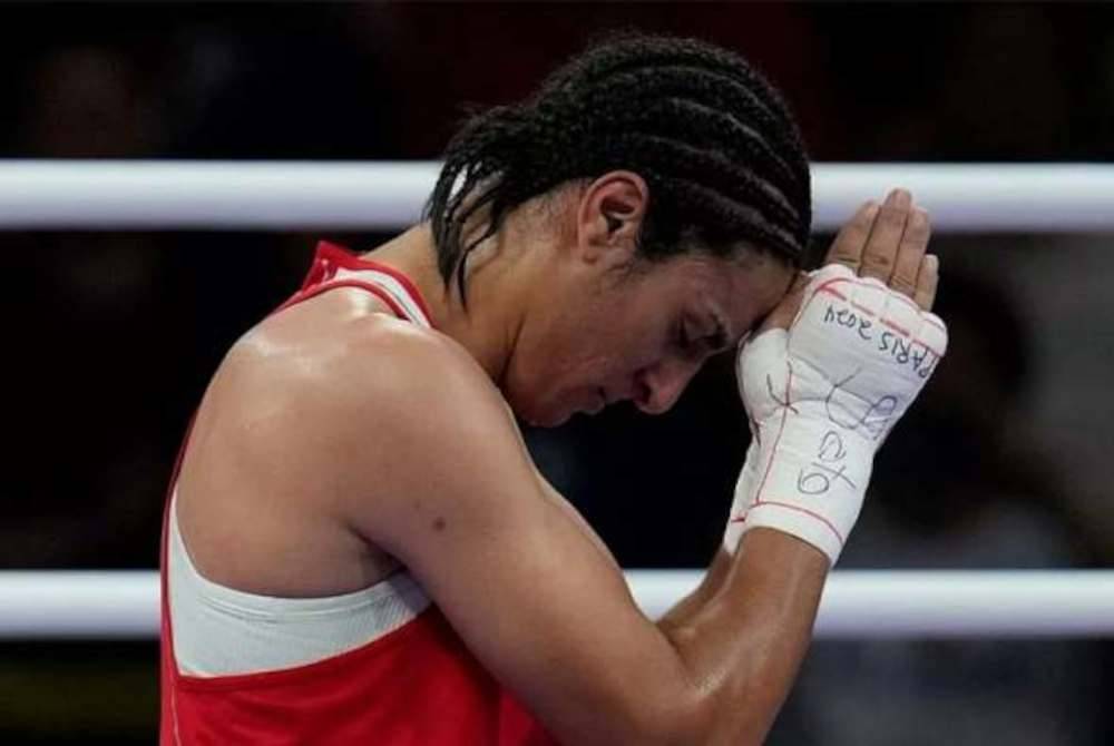 Khelif mendedahkan telah menerima kecaman dan kritikan yang sangat hebat susulan tanggapan masyarakat terhadap jantinanya dan perbuatan itu tegasnya lagi menjatuhkan maruah manusia.