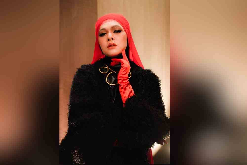 Kali terakhir Sharifah Zarina tampil dengan single baharu adalah pada tahun 2019 menerusi lagu Pernah Bahagia.