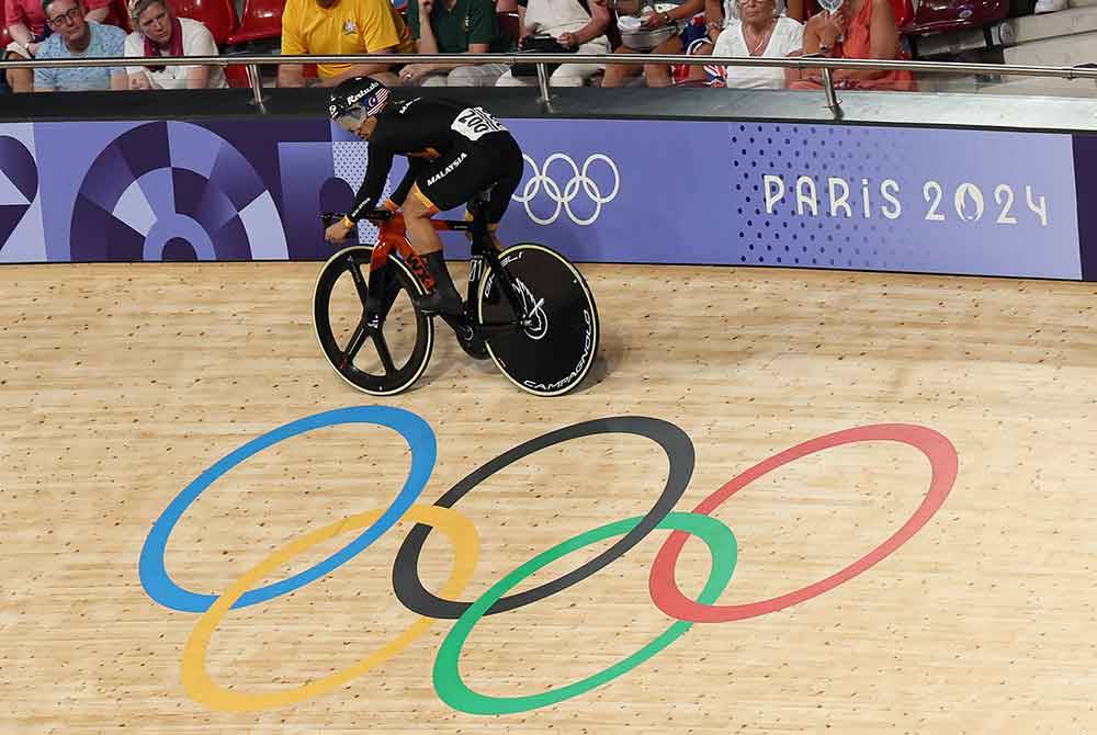 Azizulhasni akan fokus ke acara keirin selepas menamatkan acara pecut di pusingan 1/8. Foto Bernama