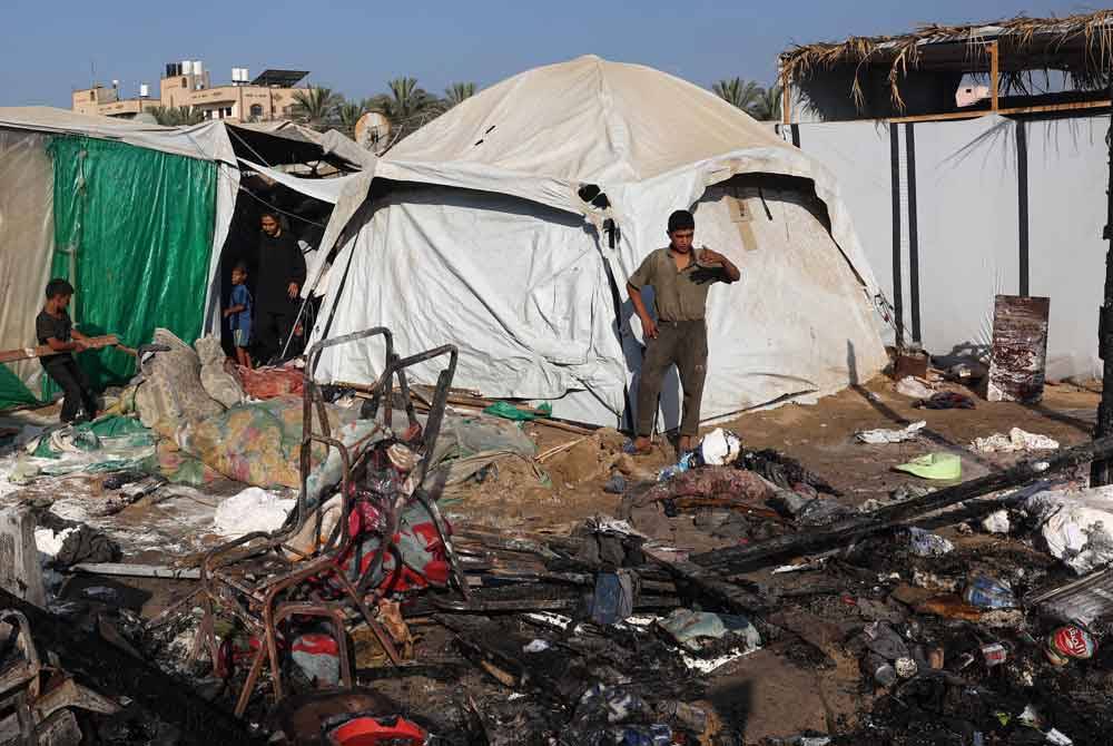 Tempat berlindung penduduk Palestin terus dibom tanpa perikemanusiaan.