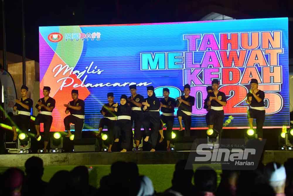 Pelancaran TMK 2025 diserikan dengan persembahan seni mempertahankan diri.Foto Sinar Harian - ASRIL ASWANDI SHUKOR
