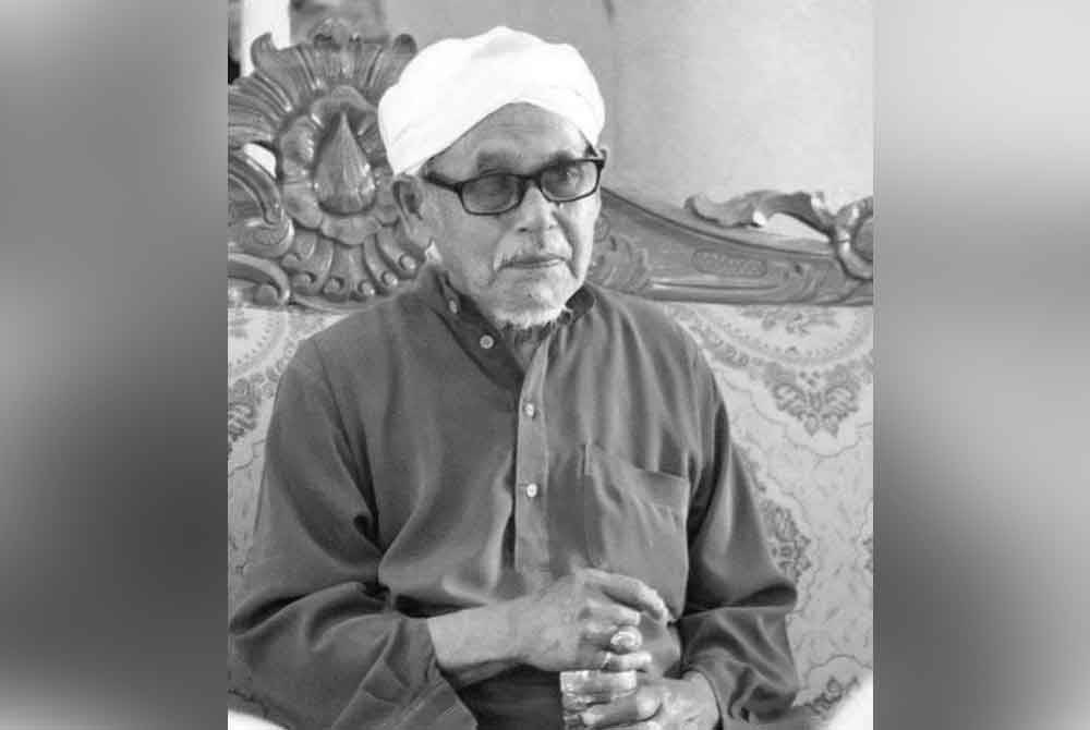 Tuan Guru Abdul Wahab Hassan atau lebih dikenali Tuan Guru Haji Awang Lanai.