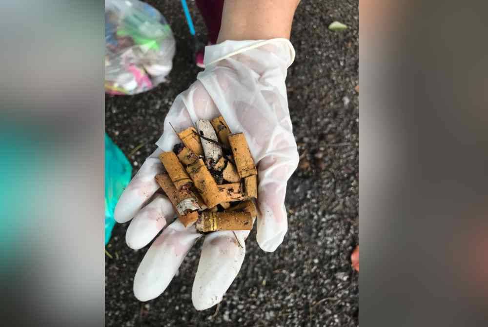 Sekitar 200 hingga 500 puntung rokok ditemui dibuang di kawasan Pantai Bersih.