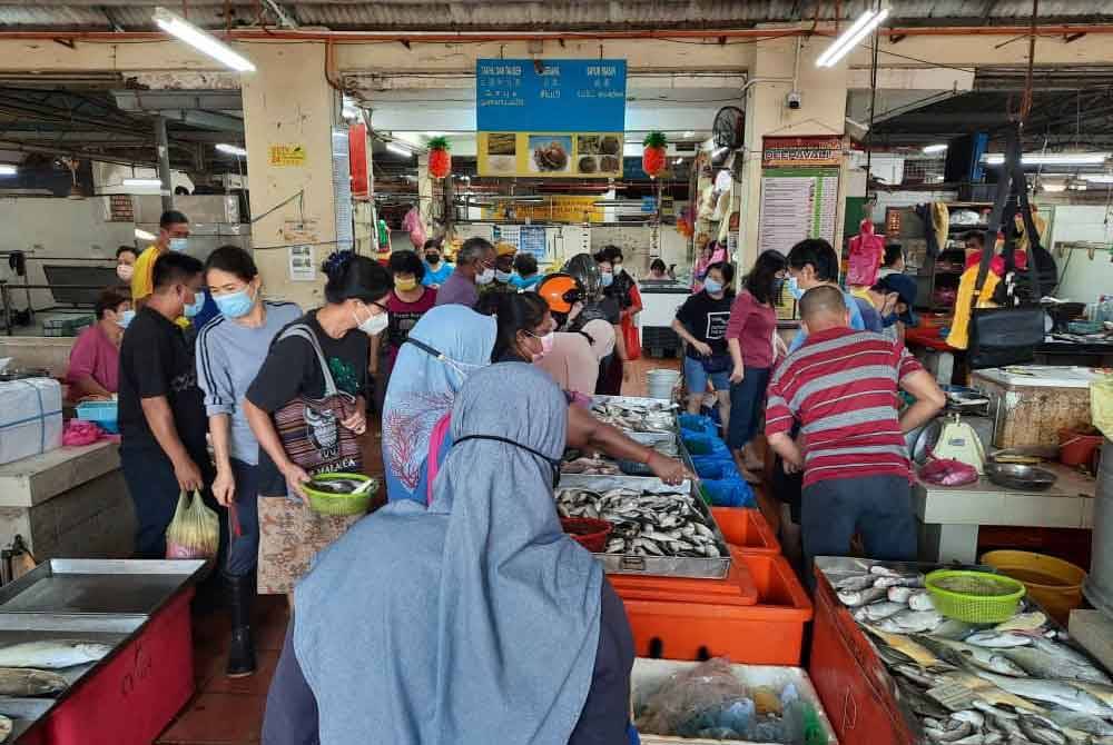 Lima daripada 25 pasar awam seliaan MBPP di kawasan pulau dikategorikan sebagai gred A dalam segi kebersihan.