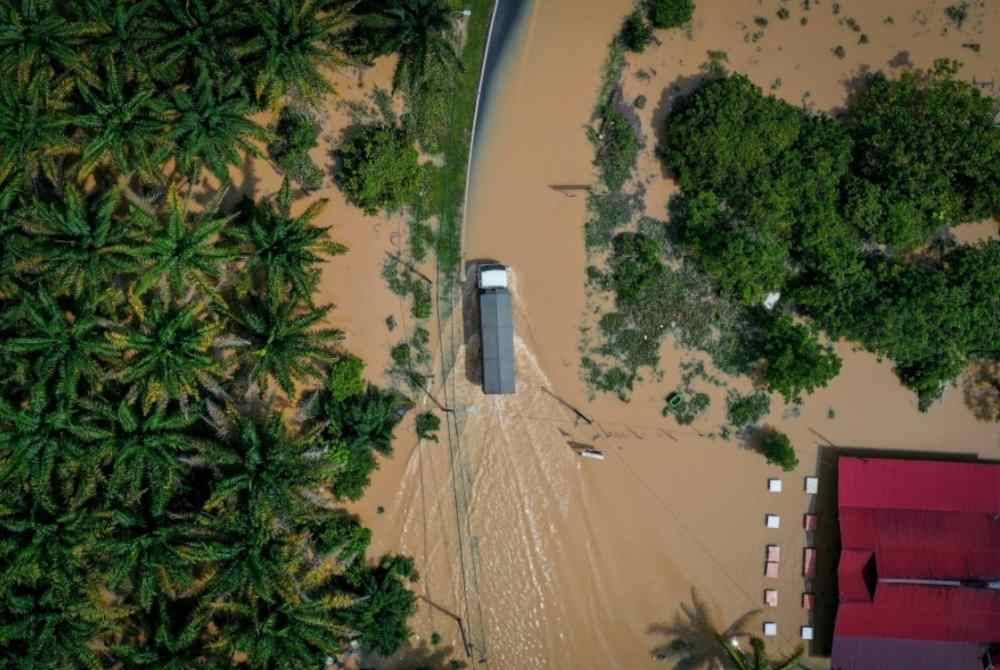 Jumlah keluarga terjejas setakat 4 petang Isnin seramai 418 mangsa daripada 127 keluarga. Foto Bernama