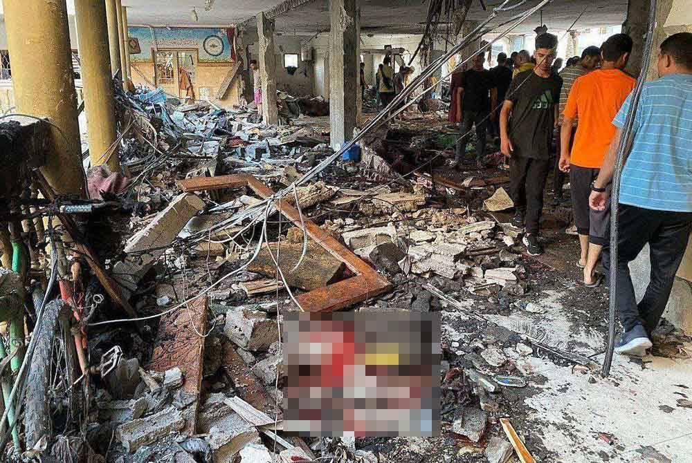 Serangan udara Israel ke atas sekolah Al-Tab'een di Gaza yang mengakibatkan sekurang-kurangnya 100 orang terbunuh.