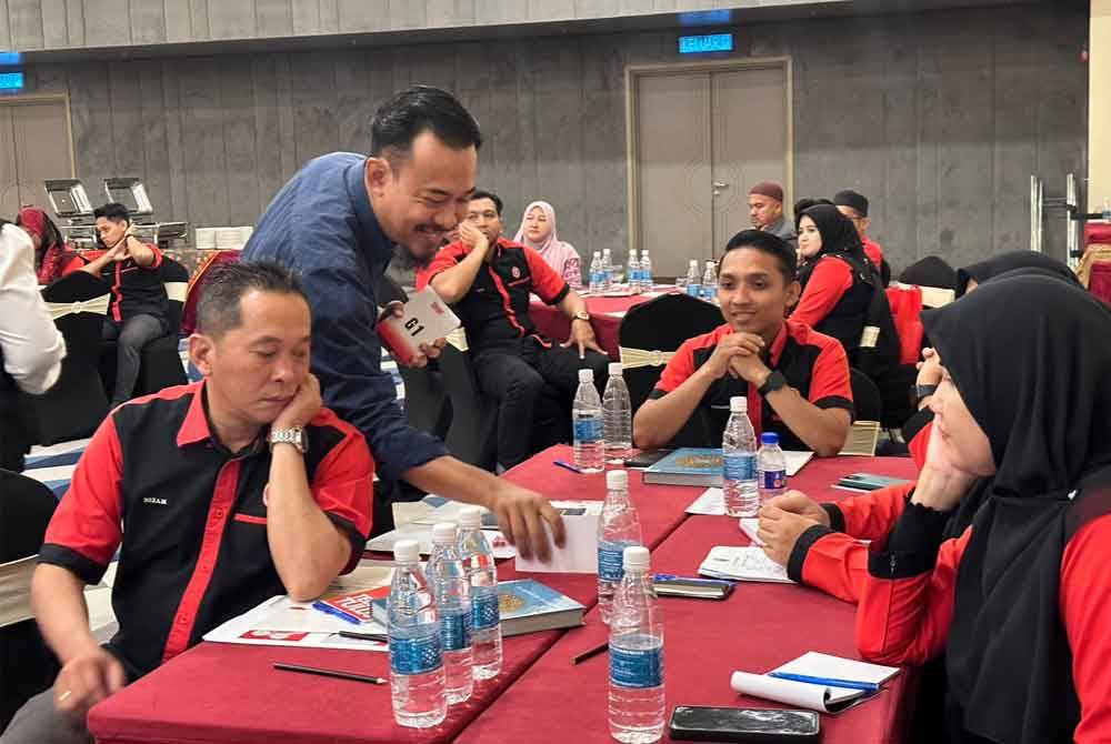 Aktiviti yang dilakukan secara berkumpulan dalam Program Hab Integriti PMBK bersama Rasuah Busters, Ahad lalu.