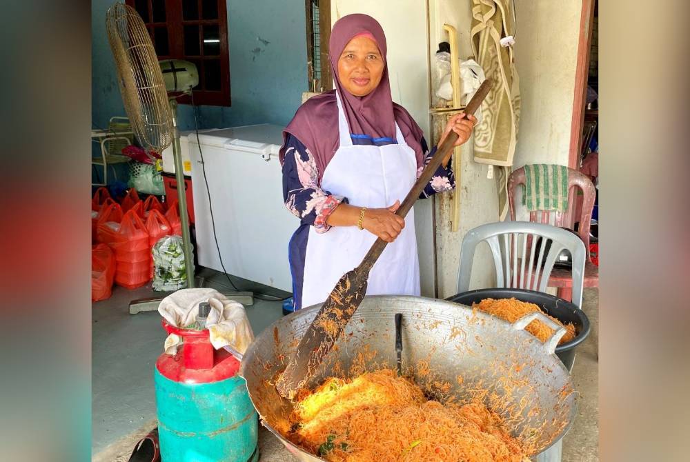Rospinah tidak menang tangan menyiapkan makanan yang ditempah jentera parti sepanjang PRK Nenggiri.