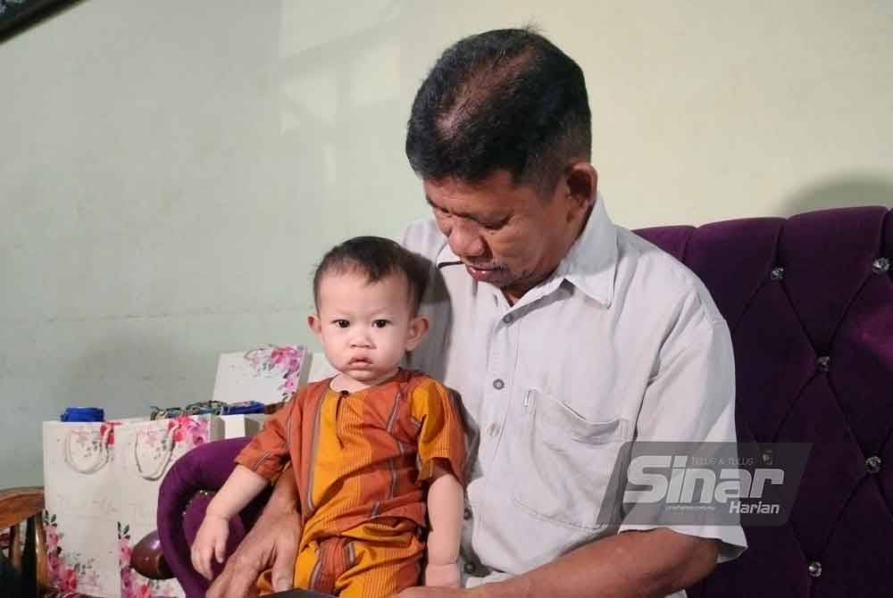 Shah Haidar, 10 bulan pengubat rindu kerana dikatakan mempunyai iras seakan-akan arwah semasa kecil.