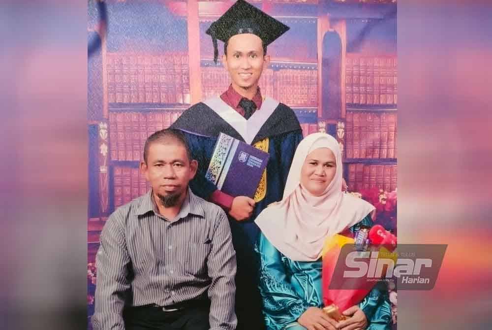Gambar kenangan arwah Muhamad Hafiz semasa konvokesyen pada 2016.