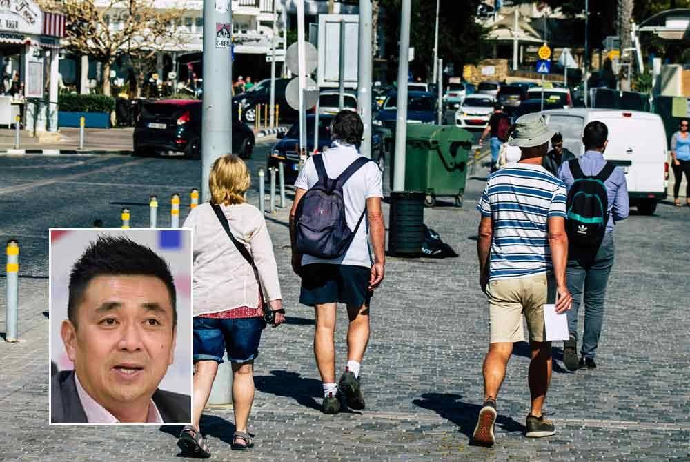 Kerajaan Pulau Pinang perlu membuat kajian terperinci berhubung cadangan menjadikan beberapa jalan popular di bandar raya George Town sebagai zon pejalan kaki. - Gambar hiasan 123RF, gambar kecil: H'ng Mooi Lye