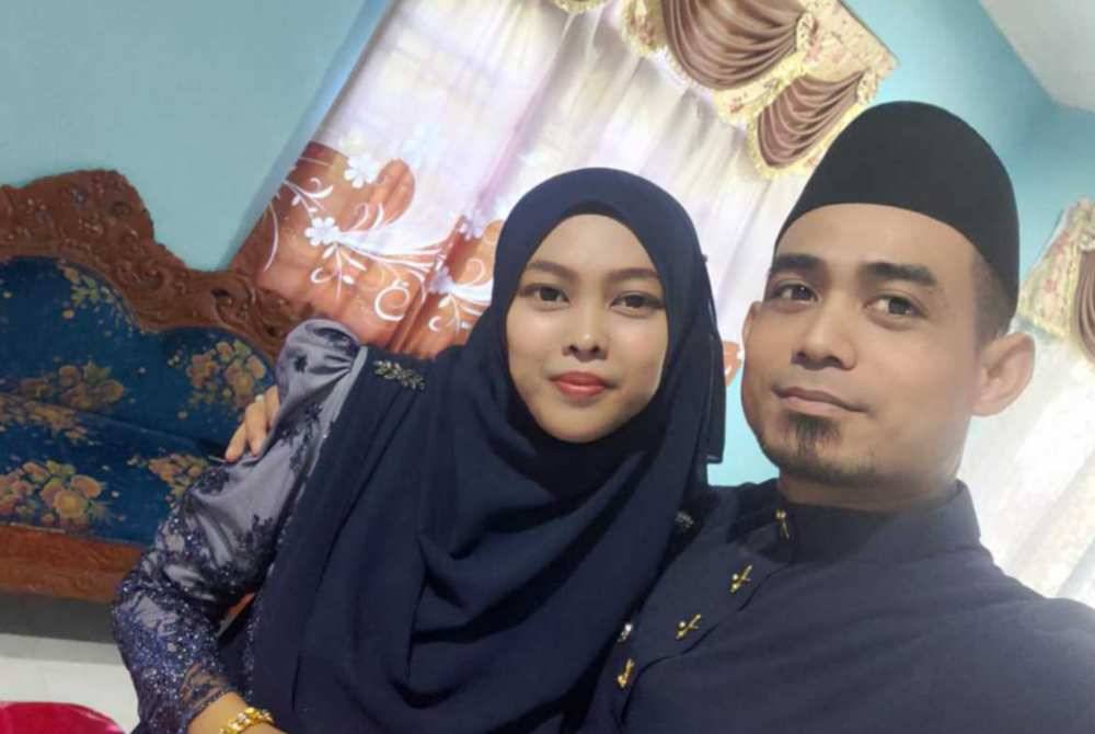 Mohd Yusoff bersama isterinya Allahyarhamah Cikgu Istiqomah.