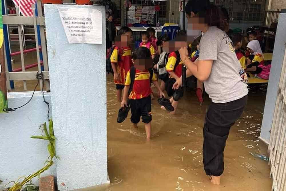 Kejadian banjir kilat turut menimpa sebuah tadika Kemas di Padang Jawa. Foto gambar tular