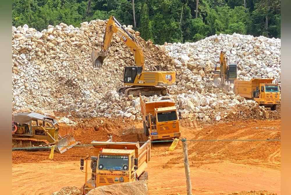 Kerja-kerja pembinaan baharu berjalan sebanyak 40.5 peratus.