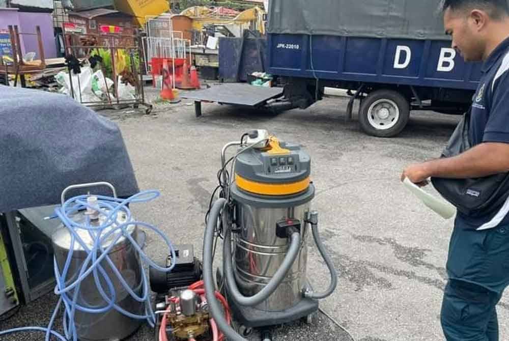 Antara barangan yang disita DBKL