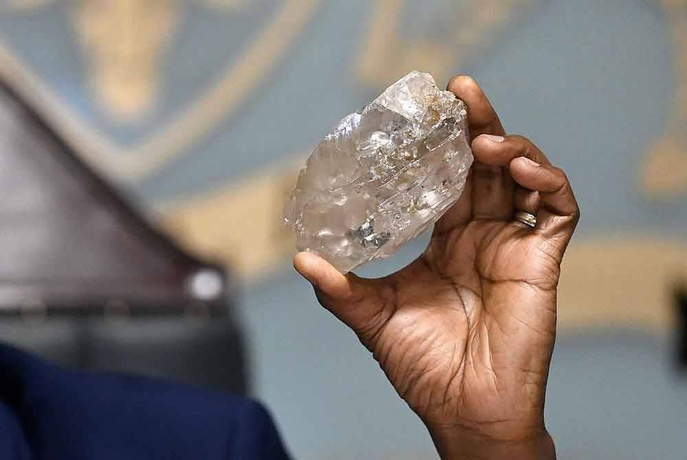 Berlian 2492 karat itu ditemui di lombong Karowe di Botswana of Lucara Diamond Company. Foto AFP