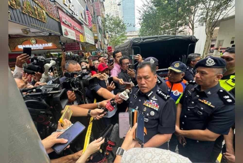 Rusdi ketika ditemui di lokasi kejadian tanah jerlus di Masjid India pada Jumaat