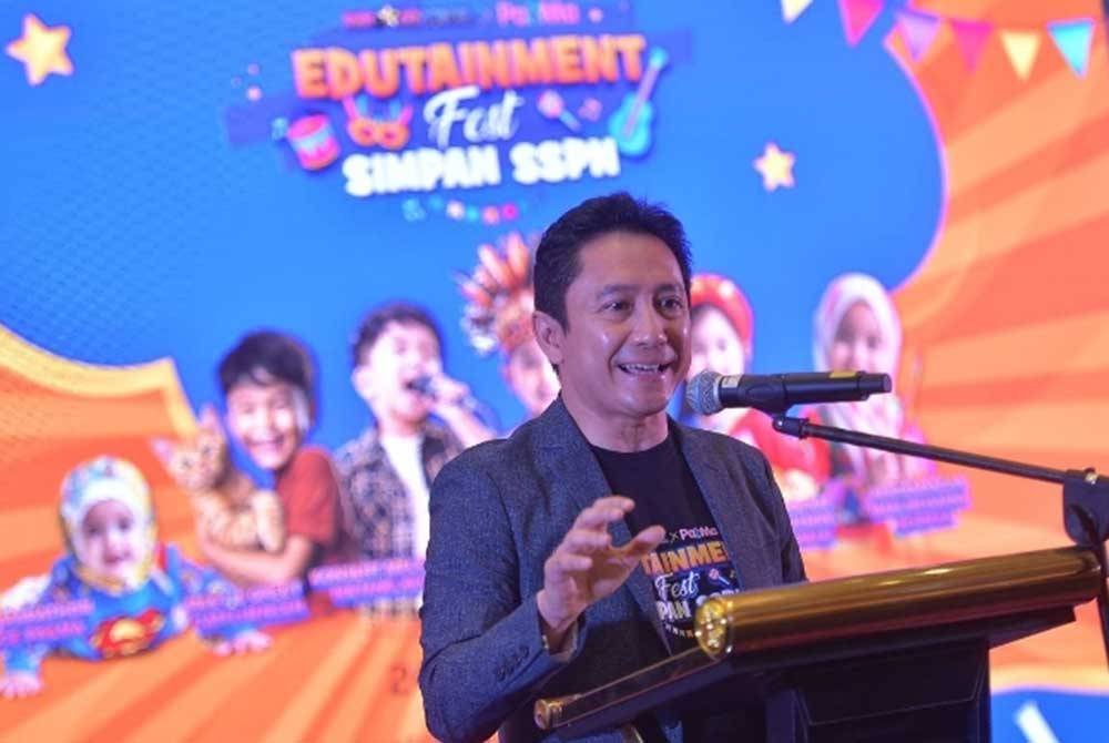 Syamil Fahim ketika menyampaikan ucapan sempena Edutainment Fest Simpan SSPN.