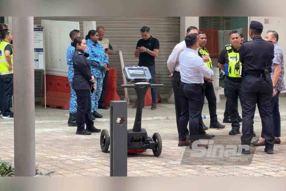 Peranti serupa pernah digunakan untuk mengesan mangsa yang tertimbus semasa kejadian tanah runtuh di Batang Kali, Selangor pada Disember 2022.