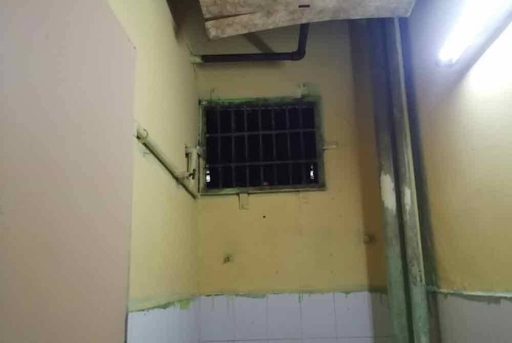 Kemudahan tandas di beberapa restoran 24 jam yang beroperasi di Sentul.