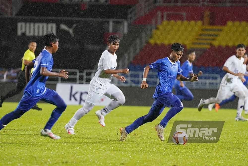 Khalish Fakhrey Razilan antara tonggak utama SMK Shah Alam. Foto Sinar Harian/ROSLI TALIB