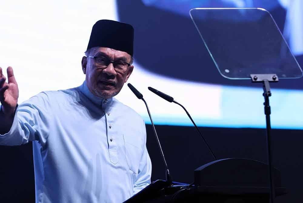 Anwar Foto Bernama