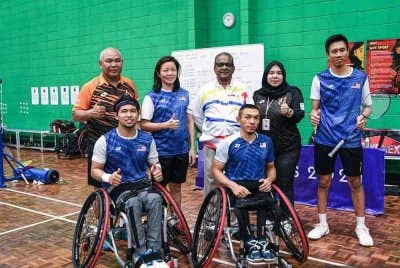 Muhammad Ikhwan (depan, kanan) dan Noor Azwan Noorlan perlu diberi pendedahan menyertai lebih banyak kejohanan yang lebih kompetitif - Foto: Bernama