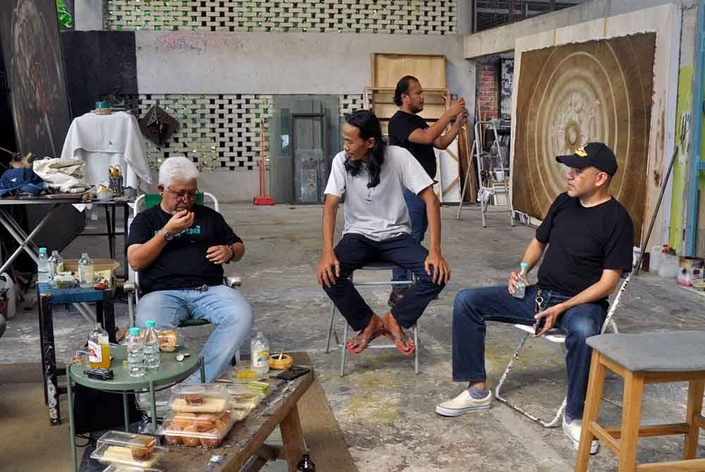 Program Kataseni di studio milik Hamir Soib. Foto Tapa Otai