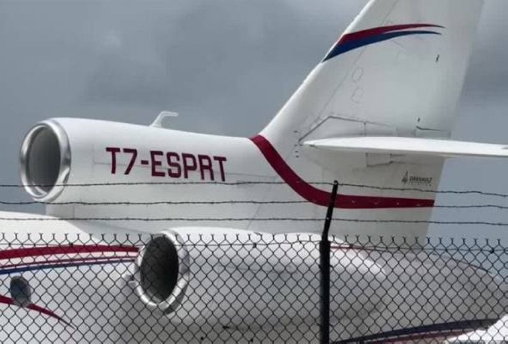 Pesawat Maduro yang dilihat di Fort Lauderdale, Amerika Syarikat. - Foto REUTERS