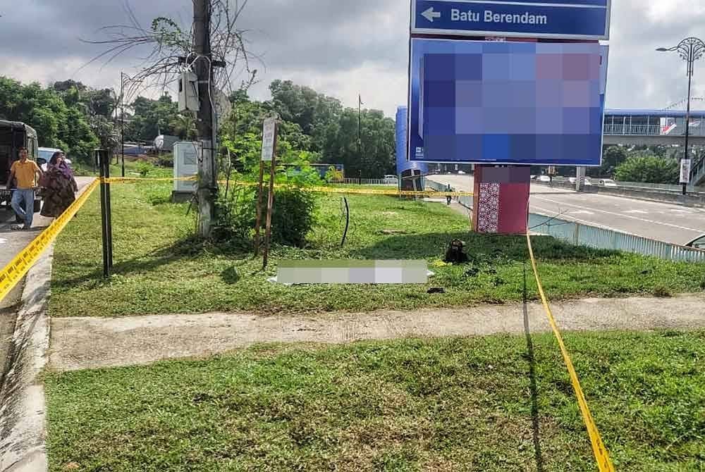 Mangsa berusia 39 tahun maut terkena renjatan elektrik di Taman Perkota, Bukit Baru pada pagi Khamis.