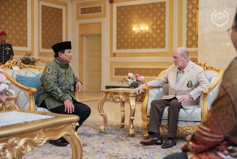 Persahabatan Seri Paduka Baginda bersama Prabowo menjangkau lebih 40 tahun ketika latihan ketenteraan bersama di Fort Bragg, Amerika Syarikat. Foto Facebook Sultan Ibrahim Sultan Iskandar