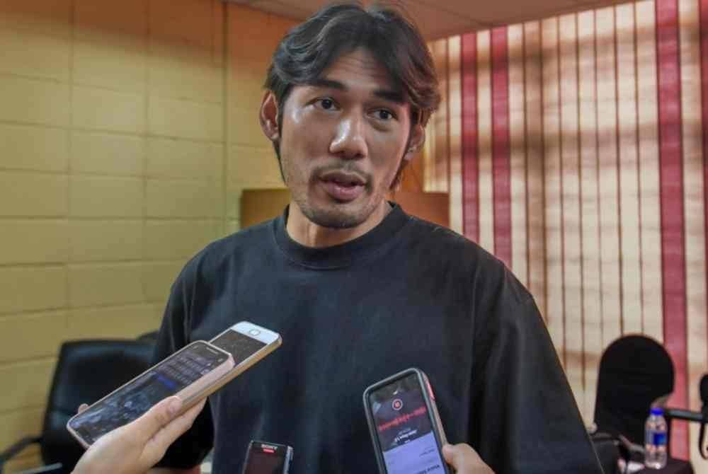 Mohd Fariz Zakaria atau lebih dikenali Soloz ditemu bual media pada kejohanan Mobile Legends: Bang Bang Professional League (MPL) Musim Ke-14 di Stadium MBSJ, Serdang Jaya, pada Sabtu. Foto Bernama