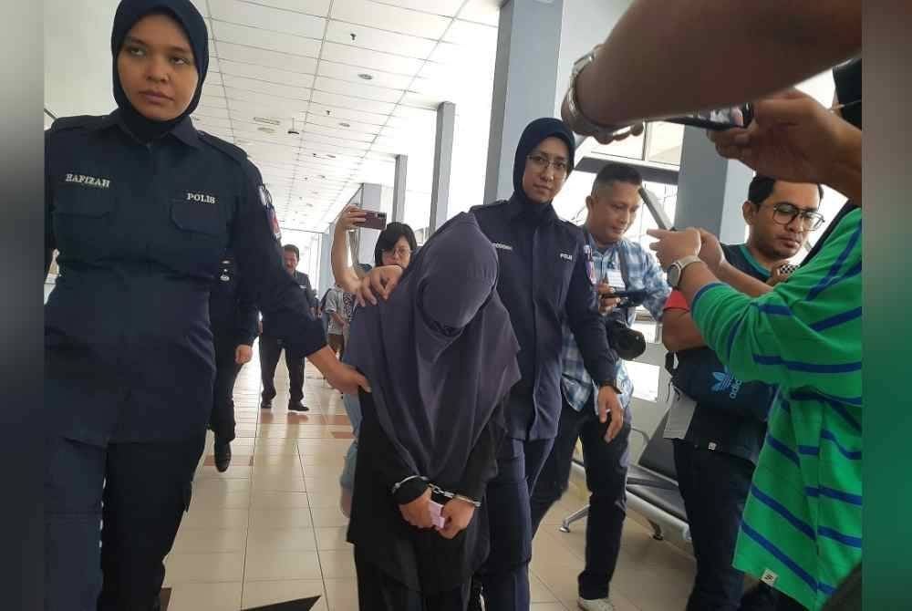 Puteri Nurin Amalina berdepan empat pertuduhan melakukan penderaan fizikal terhadap empat kanak-kanak perempuan berusia lima dan enam tahun.