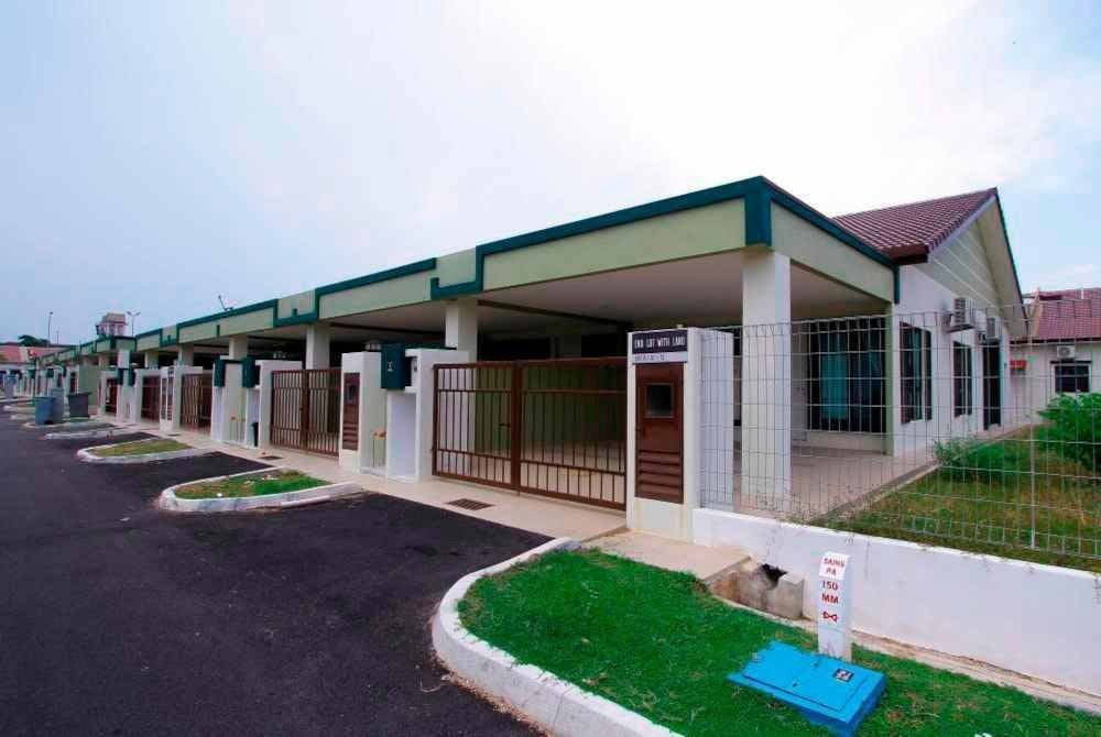 Kerajaan digesa mengoptimumkan program perumahan mampu milik bagi memastikan ia dijual kepada pemohon yang layak pada harga lebih rendah daripada nilai pasaran. Gambar hiasan