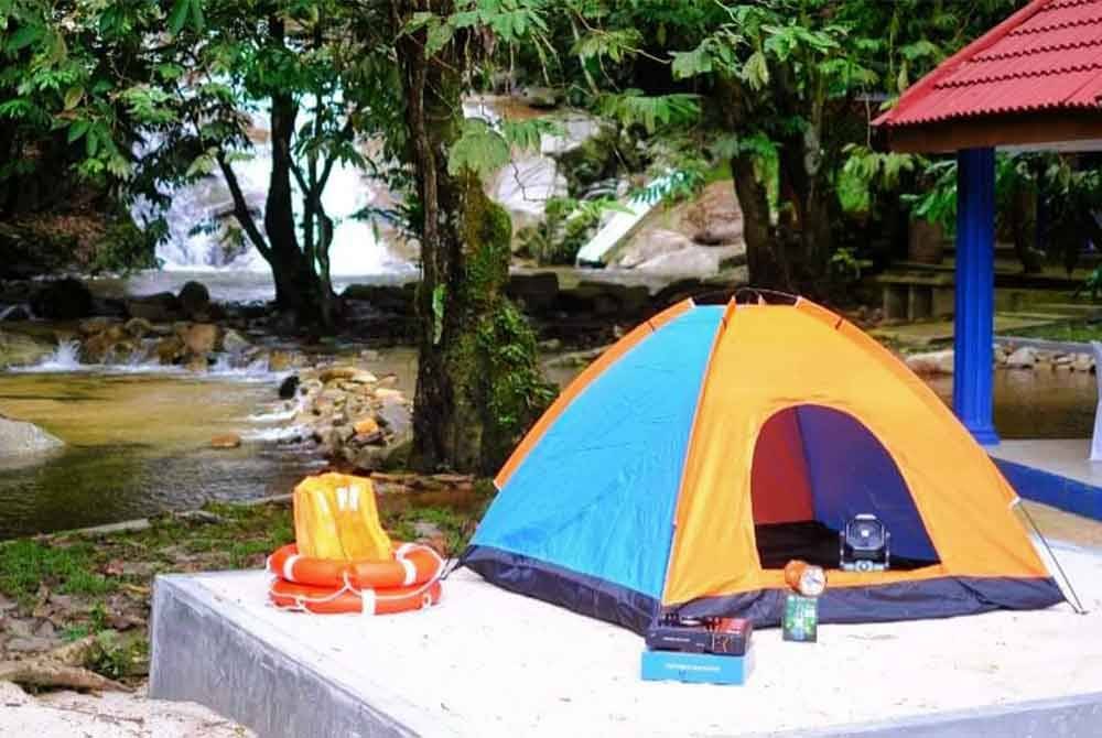 Kemudahan tapak perkhemahan berdekatan sungai yang disediakan pastinya memberi pengalaman unik dan tersendiri kepada pengunjung.