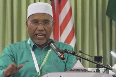 Idris ketika menyampaikan ucapan penggulungan pada Muktamar Tahunan Pas ke-70 di Kompleks Al-Makmur, di sini pada Ahad.