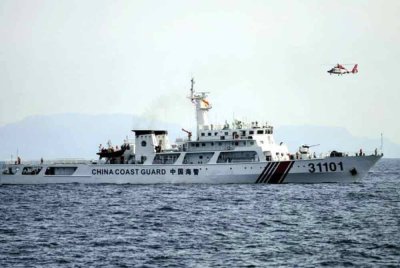 Malaysia bukanlah satu-satunya negara yang terpaksa berdepan dengan masalah pencerobohan kapal-kapal China. Gambar hiasan