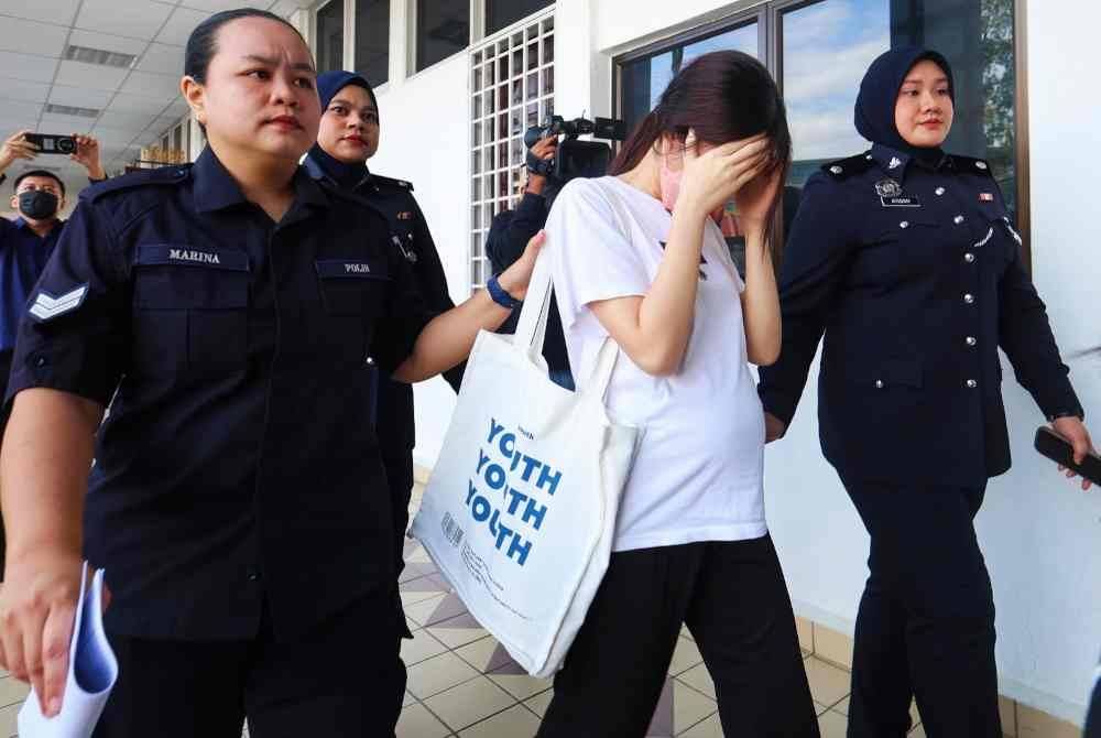 Wanita hamil tujuh bulan antara 11 individu dihadapkan ke Mahkamah Sesyen Taiping pada Khamis atas pertuduhan menawarkan pekerjaan tidak wujud.