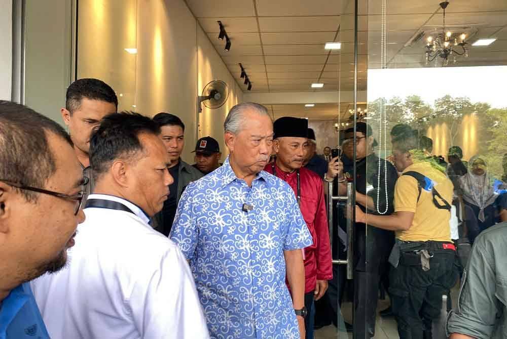 Muhyiddin ketika ditemui pemberita selepas sesi dialog NGO-NGO bersama Abah pada Jumaat.