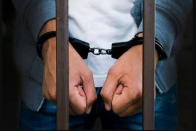 Seorang lelaki yang ditahan kerana disyaki memukul dan mengugut untuk membakar anak lelakinya di sini, didapati positif dadah jenis methamphetamine.Gambar hiasan