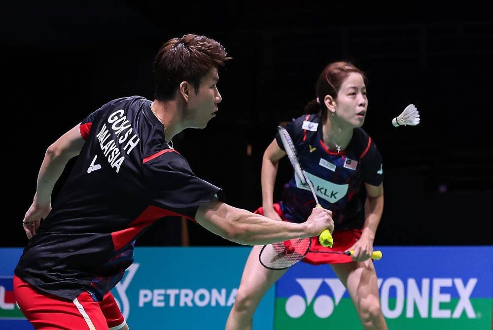 Soon Huat (kiri)-Shevon Lai.