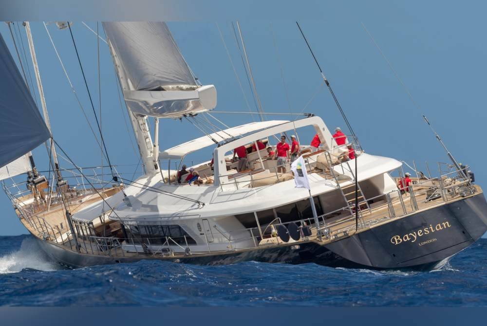 Kapal layar 'Bayesian' yang dilaporkan karam di Palermo, Sicily, Itali. Foto EPA