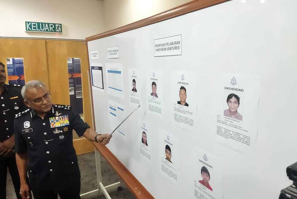 Ramli menunjukkan individu yang dikesan bagi membantu siasatan kes penipuan pelaburan.