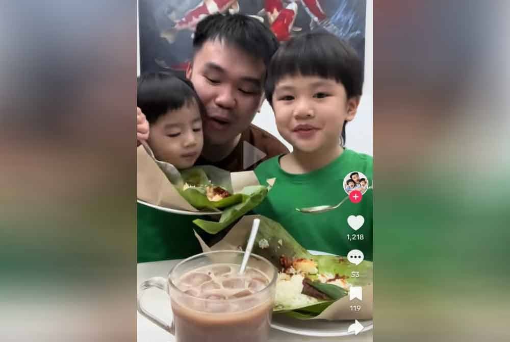 Pasangan berbangsa cina mengakui berbangga jadi anak Malaysia dan tidak kekok untuk mengajar anak-anak dengan pelbagai budaya di negara ini.