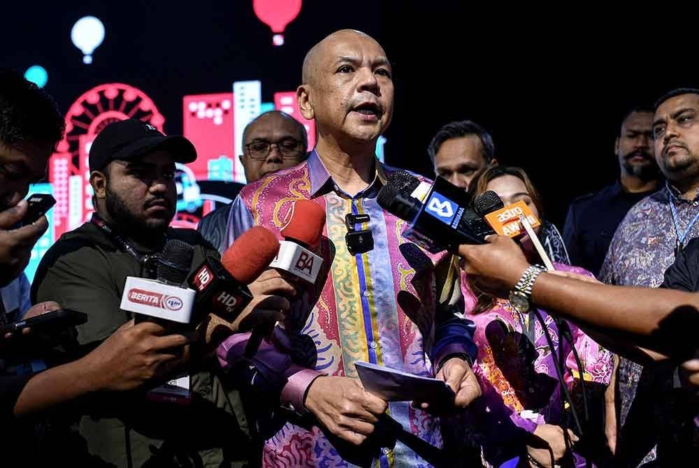 Armizan ketika ditemui pemberita selepas Majlis Perasmian TikTok Shop Summit Malaysia 2024 di Pusat Konvensyen Sunway Pyramid hari ini. - Foto: Bernama