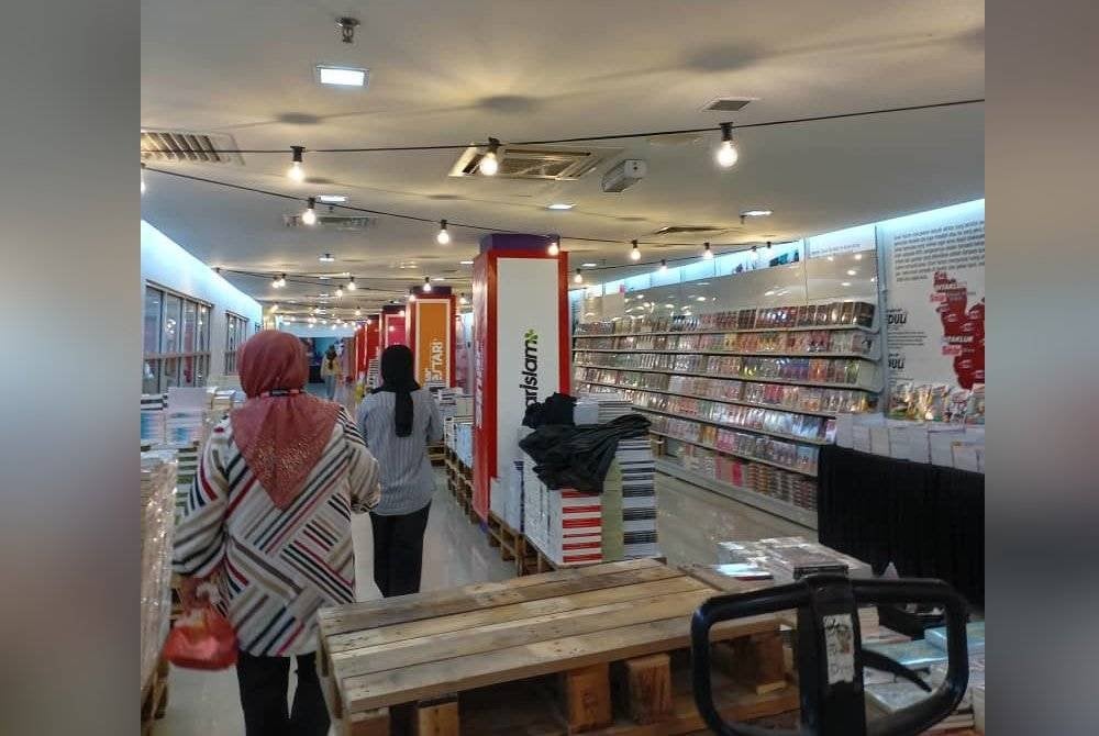 Peminat novel boleh beramah mesra bersama penulis pada Sabtu ini.