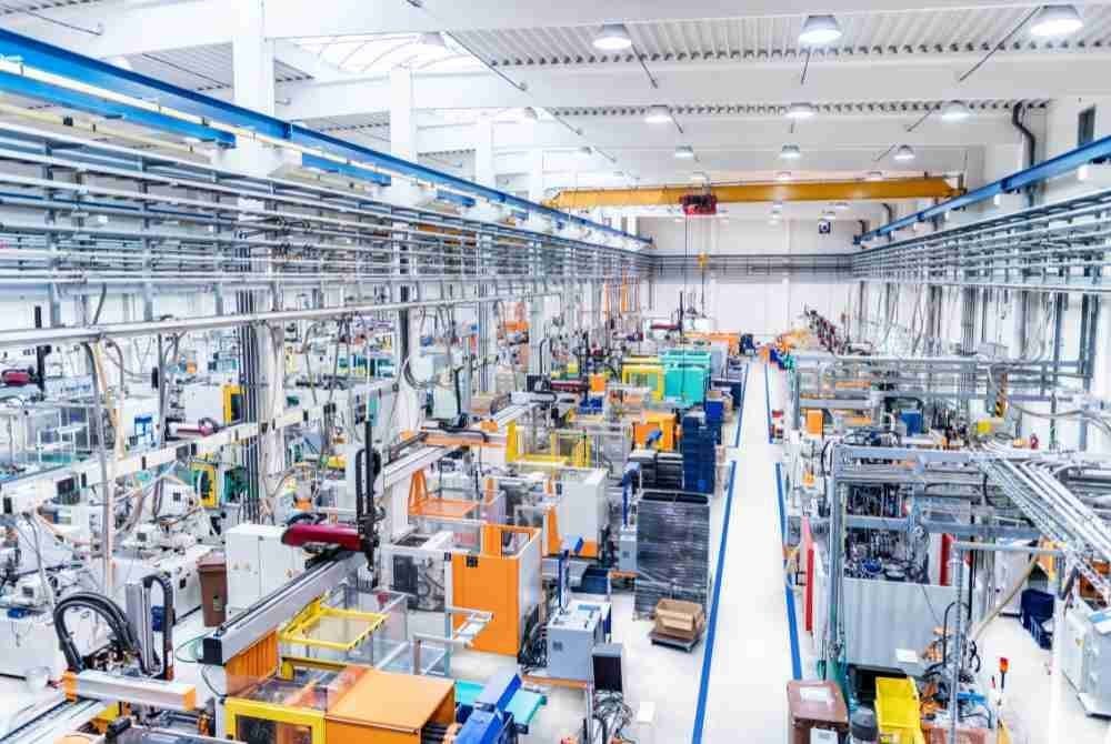 
MALAYSIA perlu terus berinovasi dalam memastikan produk dan perkhidmatan halal yang ditawarkan bukan sahaja memenuhi standard syariah, tetapi juga berdaya saing dari segi harga serta kualiti dengan menggunakan teknologi terkini. -Foto: Canva